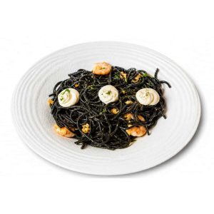 Espaguetis negros a la florentina